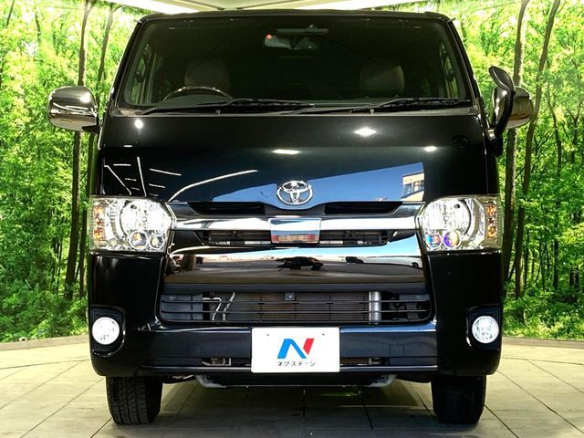 TOYOTA HIACE van 2WD 2019