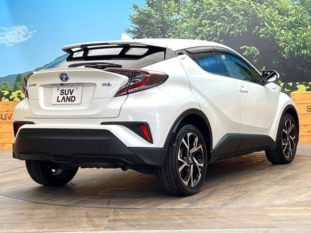 TOYOTA C-HR 2017