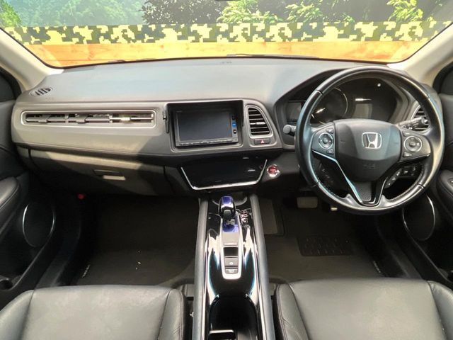 HONDA VEZEL HYBRID 2017