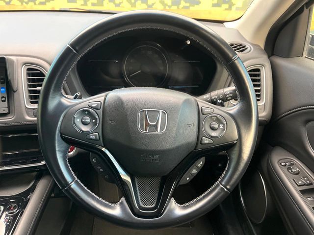 HONDA VEZEL HYBRID 2017