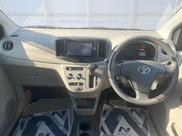 TOYOTA PIXIS EPOCH 2014