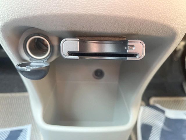 TOYOTA PIXIS EPOCH 2014