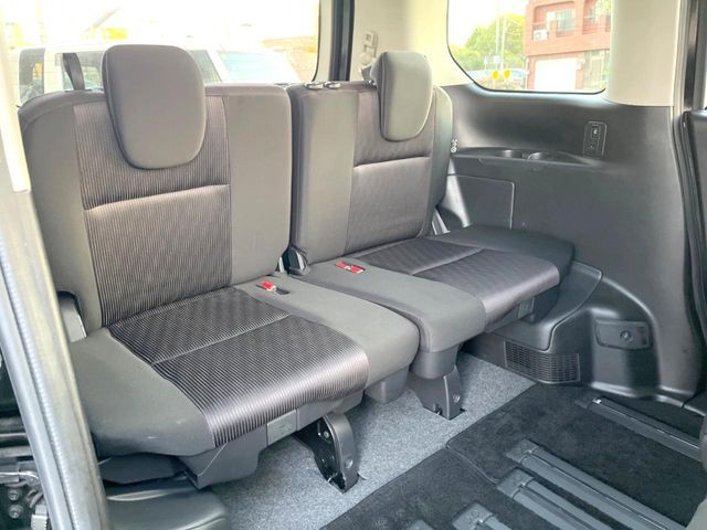 NISSAN SERENA  S-HYBRID 2017