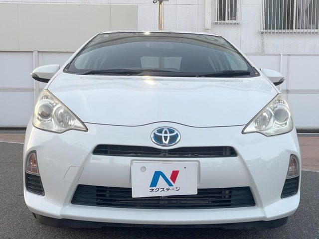 TOYOTA AQUA 2013