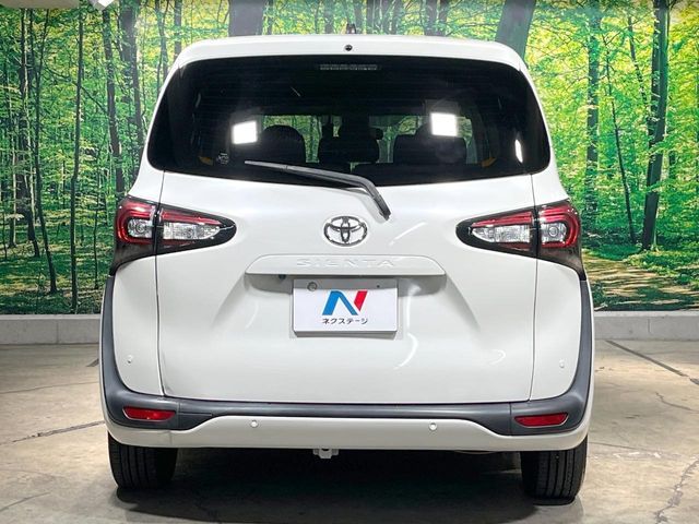 TOYOTA SIENTA 2019