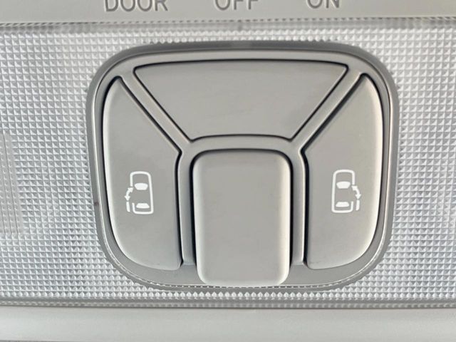 TOYOTA ESTIMA  4WD 2014