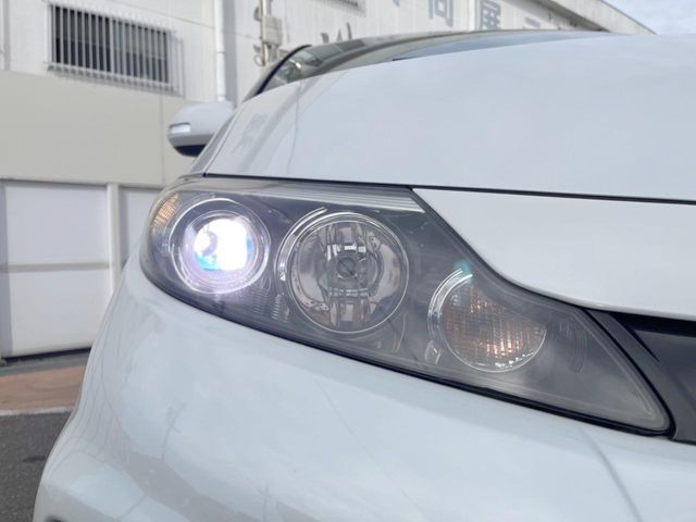 TOYOTA ESTIMA  4WD 2014