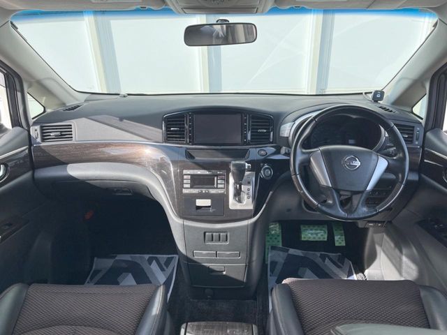 NISSAN ELGRAND 2013