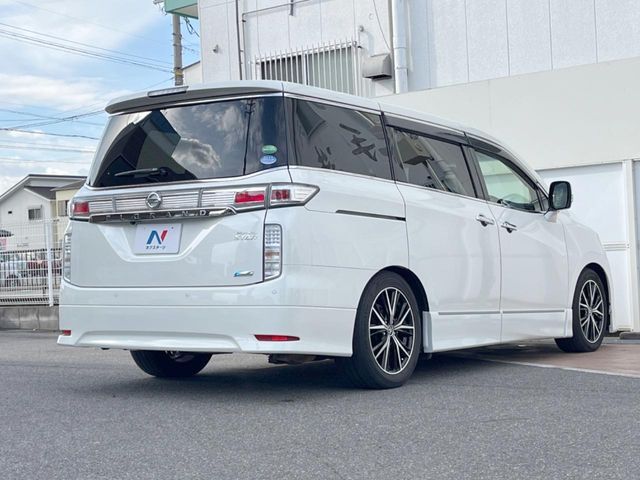 NISSAN ELGRAND 2013