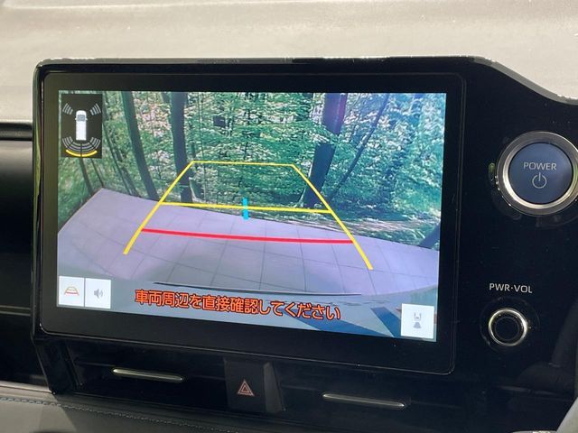 TOYOTA VOXY HYBRID 2022