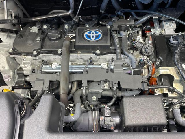 TOYOTA VOXY HYBRID 2022