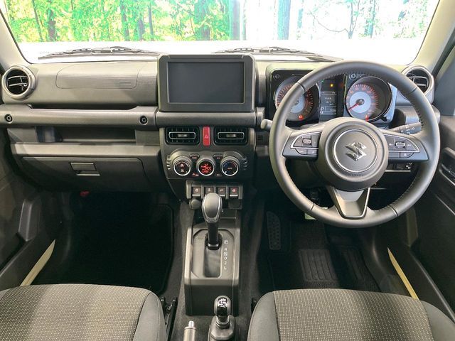 SUZUKI JIMNY NOMADE 2025