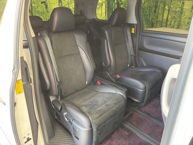 TOYOTA VELLFIRE 2014