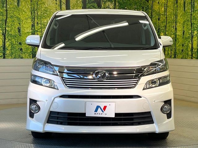 TOYOTA VELLFIRE 2014