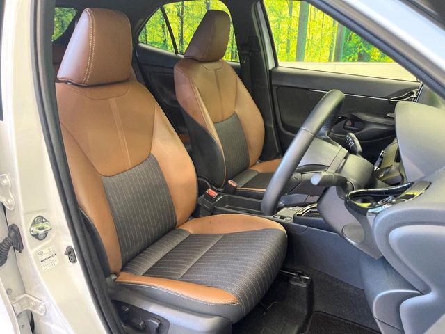 TOYOTA YARIS CROSS HYBRID 2023