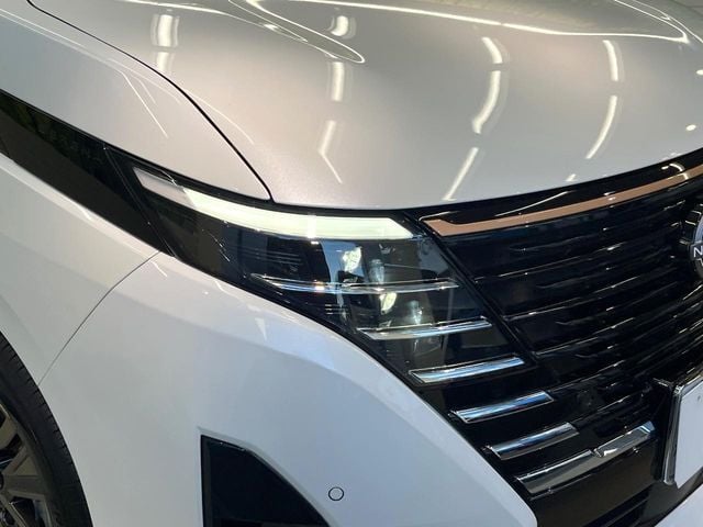 NISSAN SERENA  WG 2024