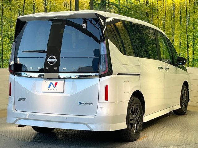 NISSAN SERENA  WG 2024