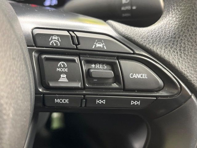 TOYOTA YARIS CROSS 2025