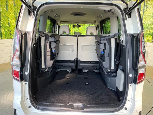 NISSAN SERENA  S-HYBRID 2021