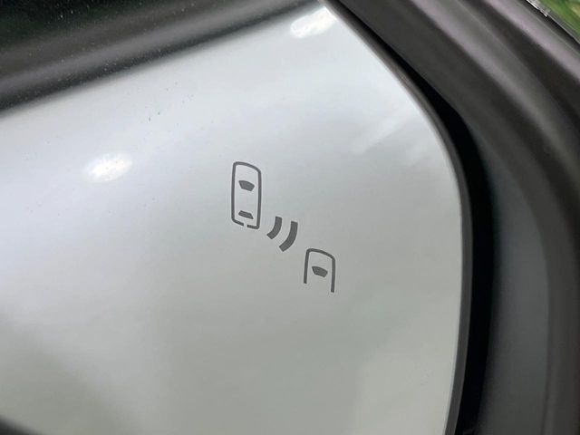 TOYOTA COROLLA CROSS HYBRID 2025