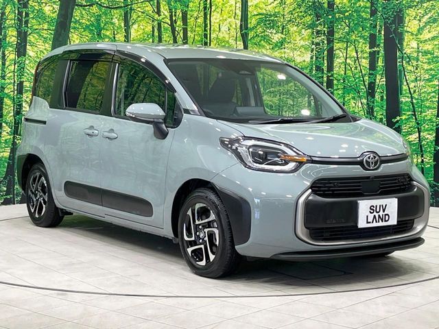 TOYOTA SIENTA HYBRID 2025