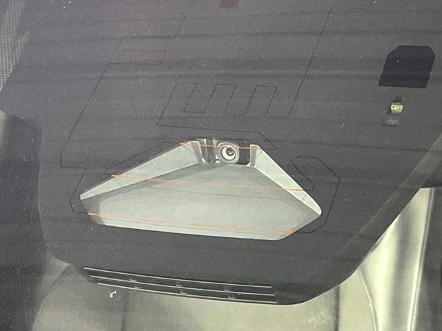 TOYOTA COROLLA CROSS HYBRID 2025