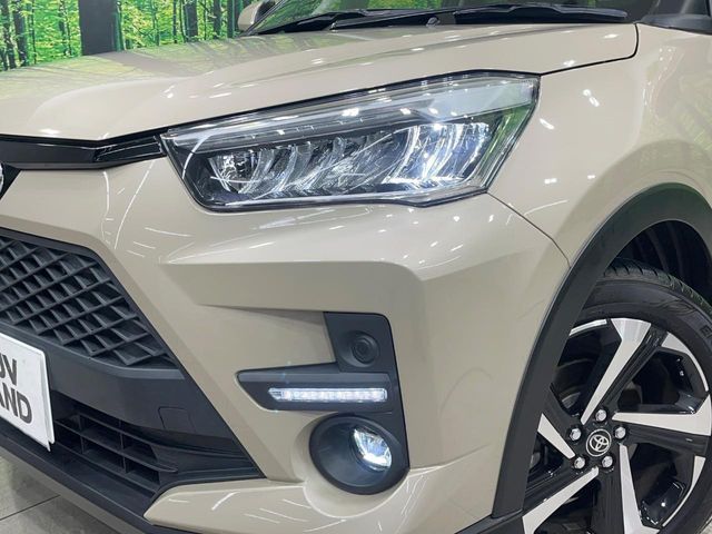 TOYOTA RAIZE HYBRID 2022