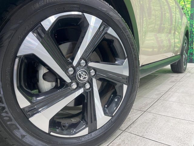 TOYOTA RAIZE HYBRID 2022