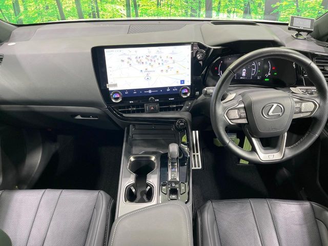 TOYOTA LEXUS NX350h 2023