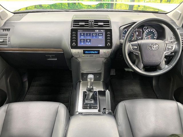 TOYOTA LANDCRUISER PRADO 2023