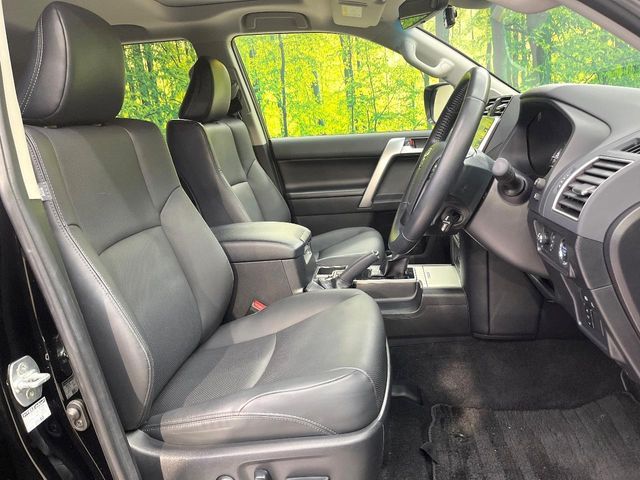 TOYOTA LANDCRUISER PRADO 2023