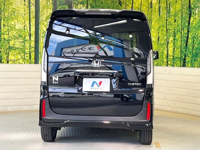 HONDA N BOX CUSTOM 2024