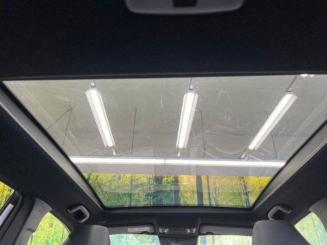 TOYOTA COROLLA CROSS HYBRID 2025