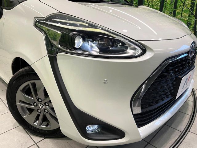 TOYOTA SIENTA HYBRID 2021