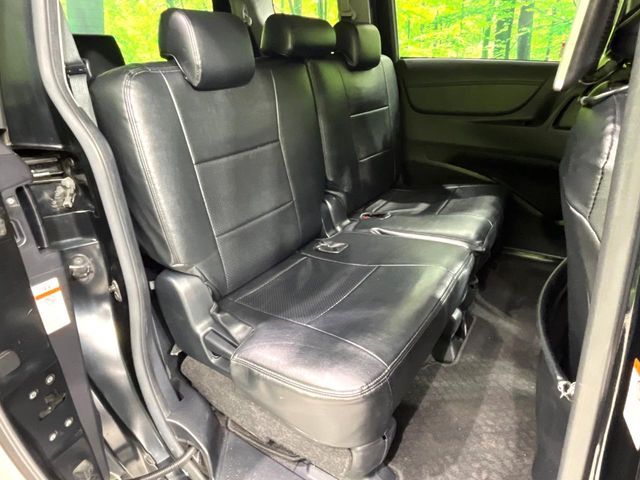 TOYOTA SIENTA HYBRID 2016