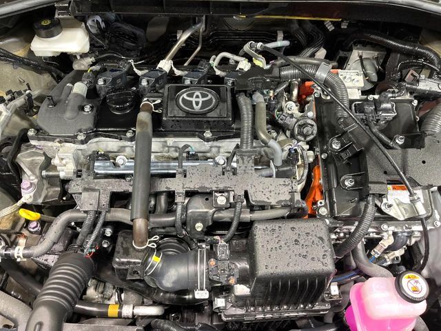 TOYOTA COROLLA CROSS HYBRID 2025