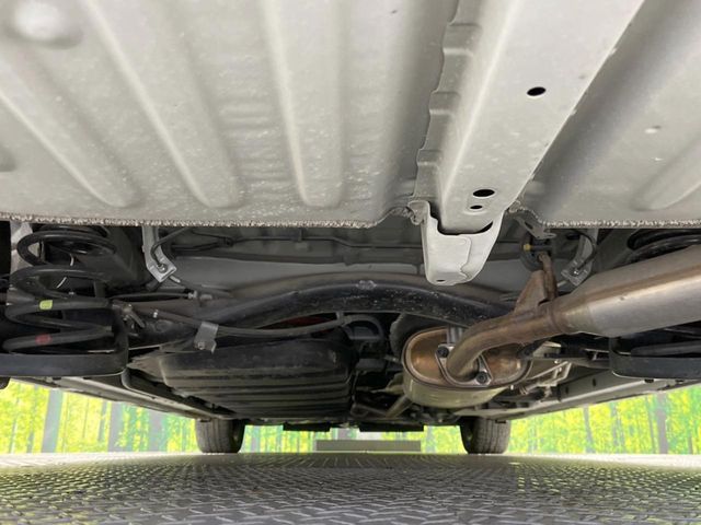 TOYOTA VOXY HYBRID 2021