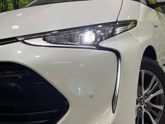 TOYOTA ESTIMA HYBRID 4WD 2016