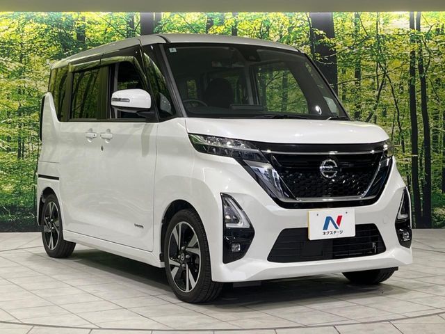 NISSAN ROOX 2022