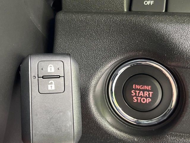 SUZUKI JIMNY NOMADE 2025