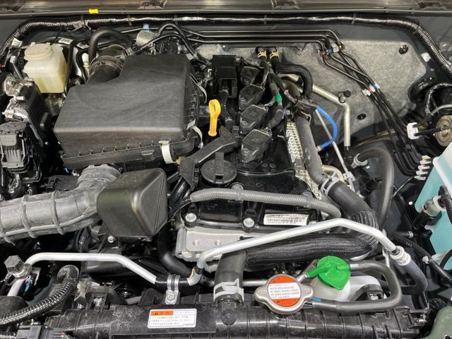 SUZUKI JIMNY NOMADE 2025