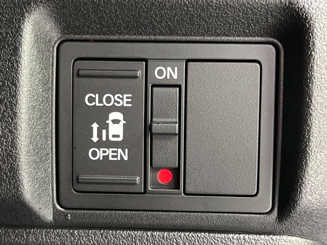 HONDA N BOX CUSTOM 4WD 2025