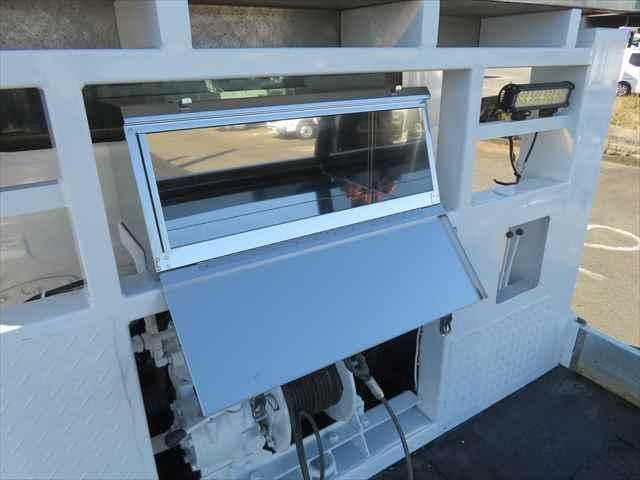 NISSAN DIESEL Quon 2016