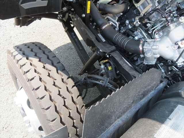 MITSUBISHI FUSOU FIGHTER 2025