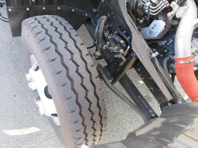 MITSUBISHI FUSOU FIGHTER 2025