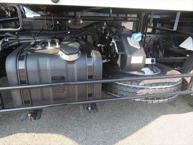 MITSUBISHI FUSOU FIGHTER 2025