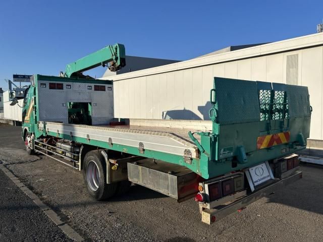 MITSUBISHI FUSOU FIGHTER 2006