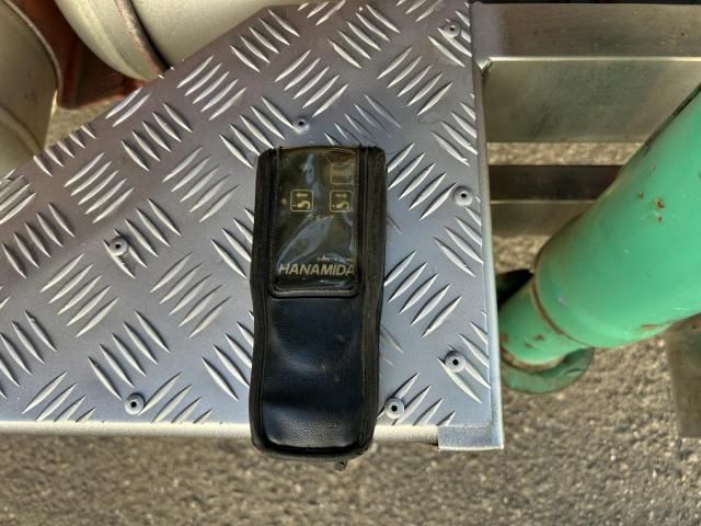 MITSUBISHI FUSOU FIGHTER 2006