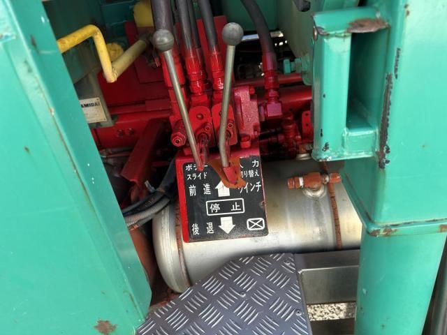 MITSUBISHI FUSOU FIGHTER 2006