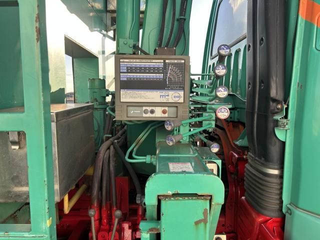 MITSUBISHI FUSOU FIGHTER 2006